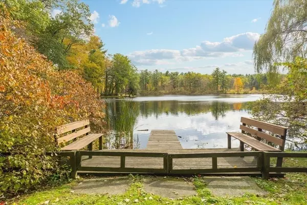 3 Howland Ln, Hingham, MA 02043