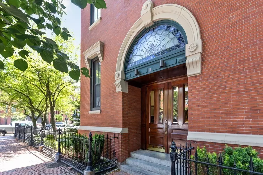 130 Appleton #2C, Boston, MA 02116