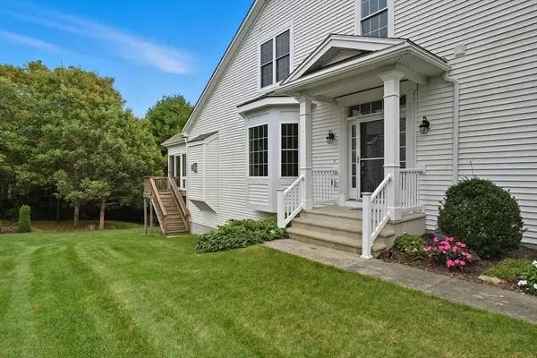 Plymouth, MA 02360,22 Cottage Cove