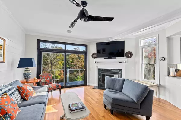 Cohasset, MA 02025,430 S Main St #5