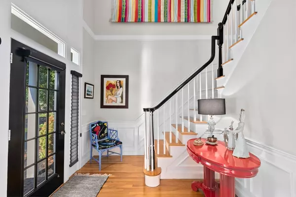 Cohasset, MA 02025,430 S Main St #5