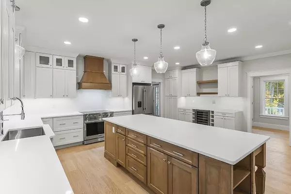 Hanover, MA 02339,62 Larchmont Ln