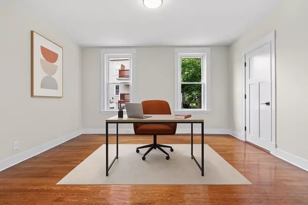 Newton, MA 02458,33 George St. #33
