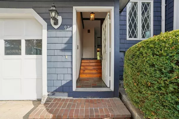 Dracut, MA 01826,97 Passaconaway Dr