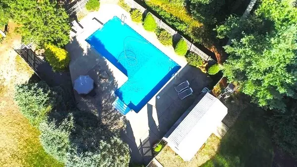 Carver, MA 02330,6 Susan Circle