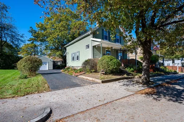 Worcester, MA 01604,22 Anderson Ave