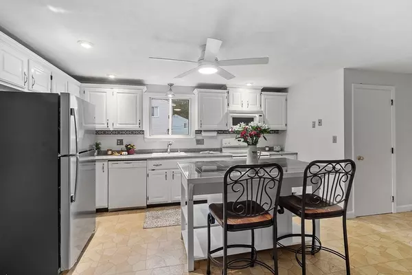 Woburn, MA 01801,45 Merrimac #30aka13A