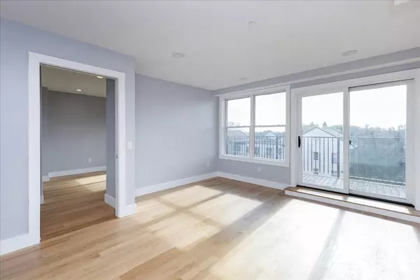 Boston, MA 02127,150 W. Broadway #418