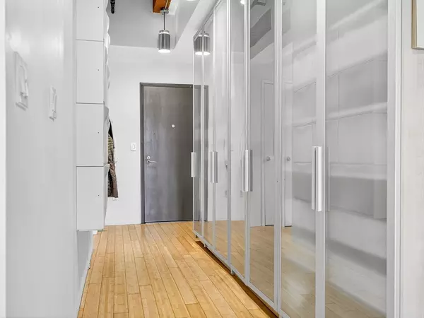 Boston, MA 02127,9 West Broadway #508