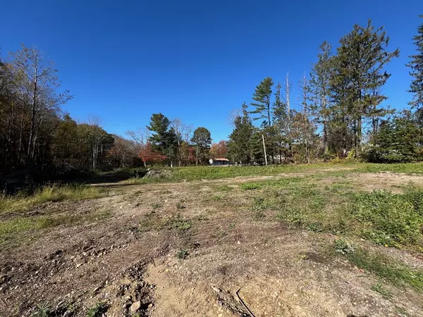 19 Dresser Hill Rd, Charlton, MA 01507