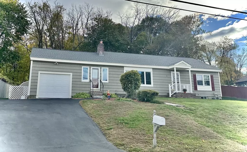 Dracut, MA 01826,11 View St