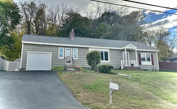 11 View St, Dracut, MA 01826