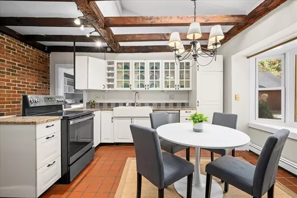 Southborough, MA 01772,19 Gilmore Road