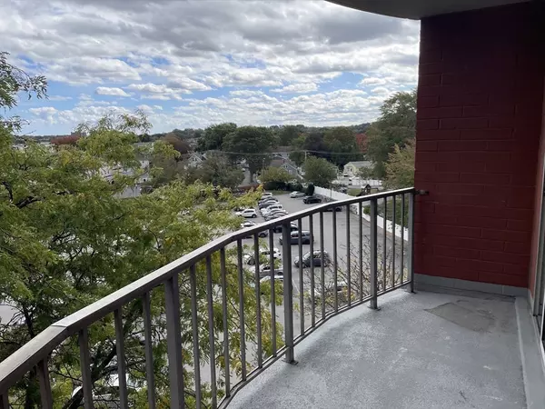 Quincy, MA 02171,115 W Squantum St #613