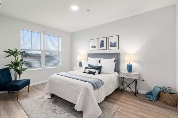 10 Somerset #201, Winthrop, MA 02152