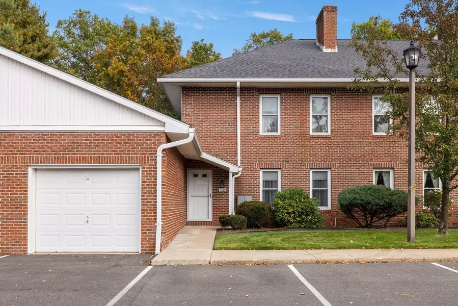 15 B Castle Hill Rd. #B, Agawam, MA 01001