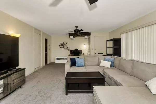 Chicopee, MA 01022,10 Greenwood Terrace #10