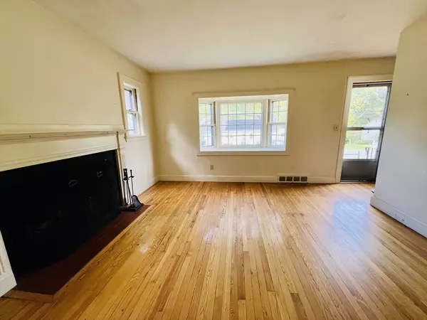 Framingham, MA 01702,67 Long Ave