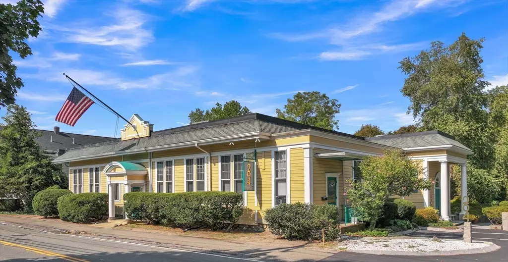 294 Pleasant St, Stoughton, MA 02072