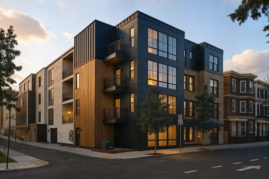 Boston, MA 02128,347 Maverick St #9