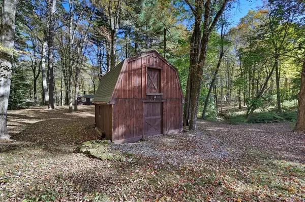 East Longmeadow, MA 01028,213 Kibbe Rd