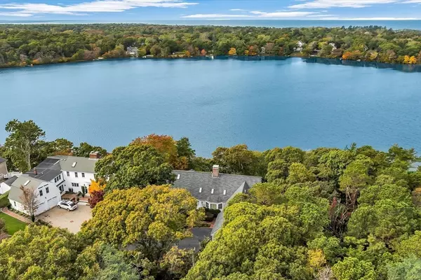 Dennis, MA 02638,4 Maureens Way