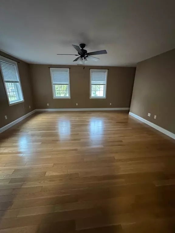 Wilmington, MA 01887,6 Forest St. #2