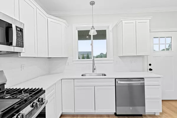 Bourne, MA 02562,16B Ocean Pines Drive #B