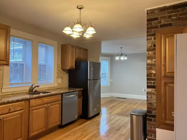 1 Laurel St #1, Arlington, MA 02476