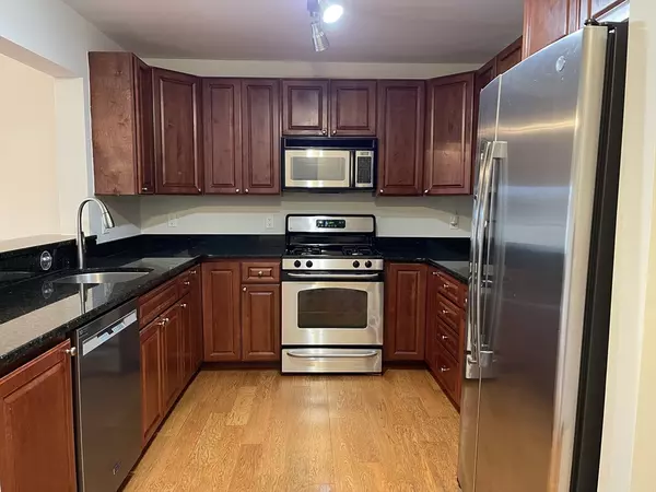 Boston, MA 02132,5170 Washington St #3