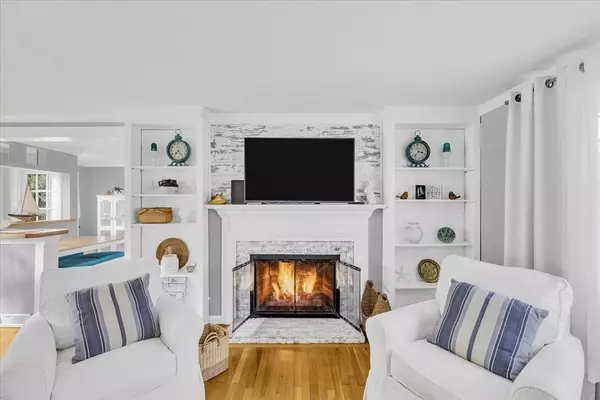 Yarmouth, MA 02664,9 Lower Brook Rd