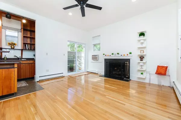 Cambridge, MA 02138,65-69A Walker Street #69A