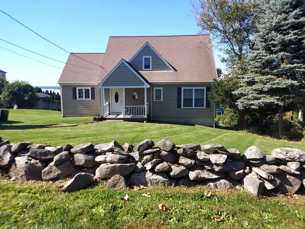 391 Clarkson St, Fall River, MA 02724