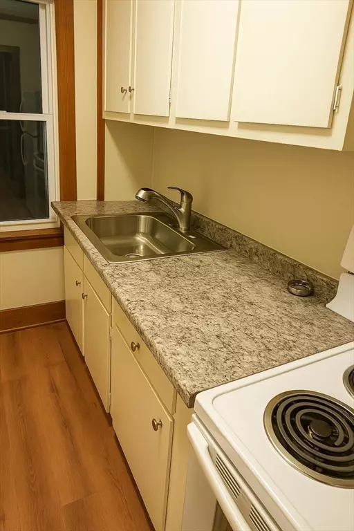 Fall River, MA 02723,47 Boutwell St #1S