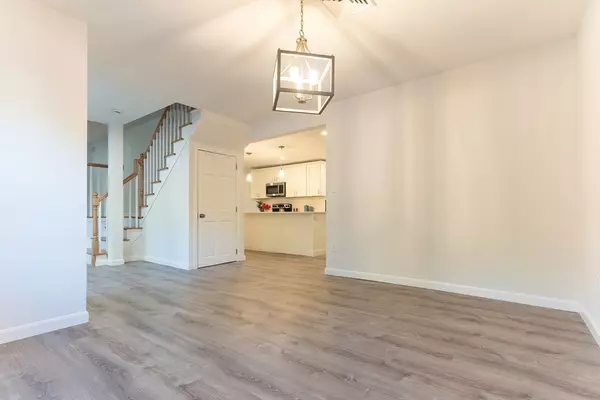Holliston, MA 01746,54 Westfield Dr