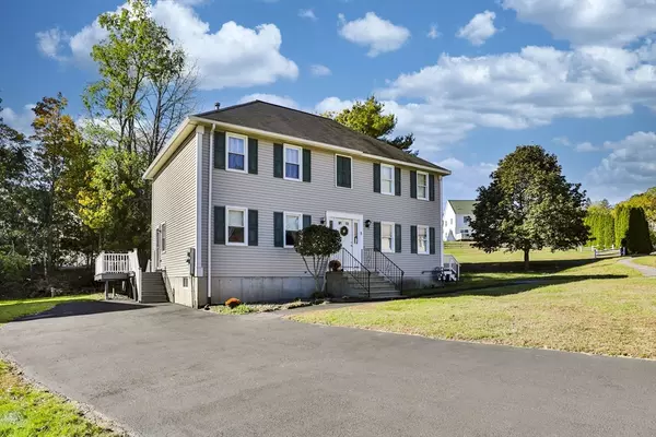 Haverhill, MA 01832,7 Greenhill Farm Road #7