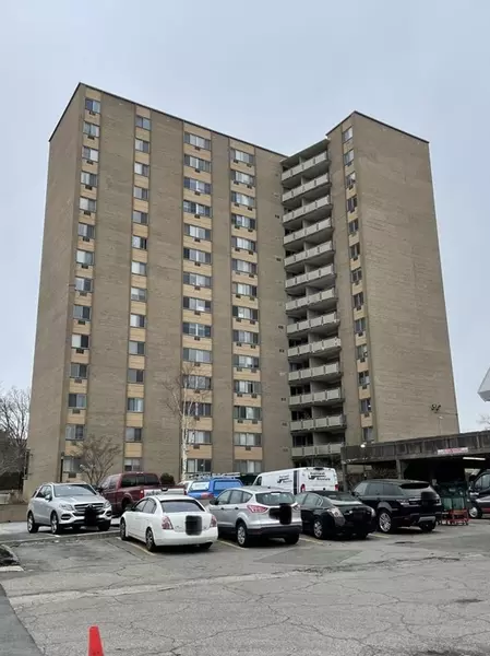 1025 Hancock St #4G, Quincy, MA 02169