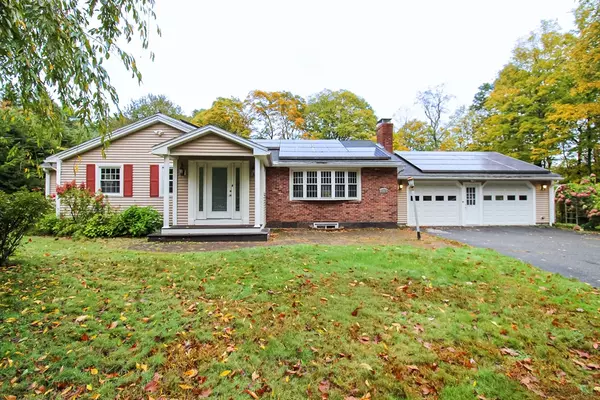 1116 George Hill Rd, Lancaster, MA 01523