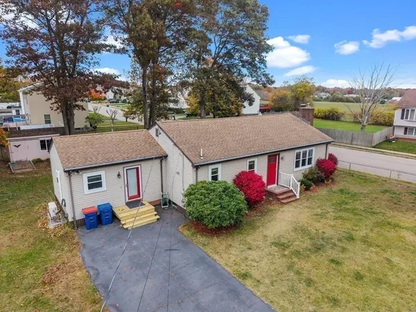 New Bedford, MA 02745,847 Terry Ln