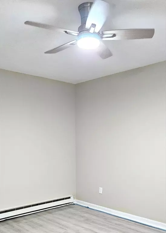 Worcester, MA 01605,71 Edgeworth St #11