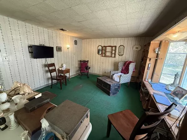 Barre, MA 01005,5 Old Coldbrook Rd