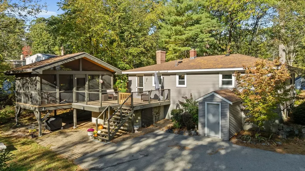 Wayland, MA 01778,353 Old Connecticut Path