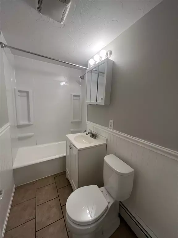 Lynn, MA 01902,77 Green St #24