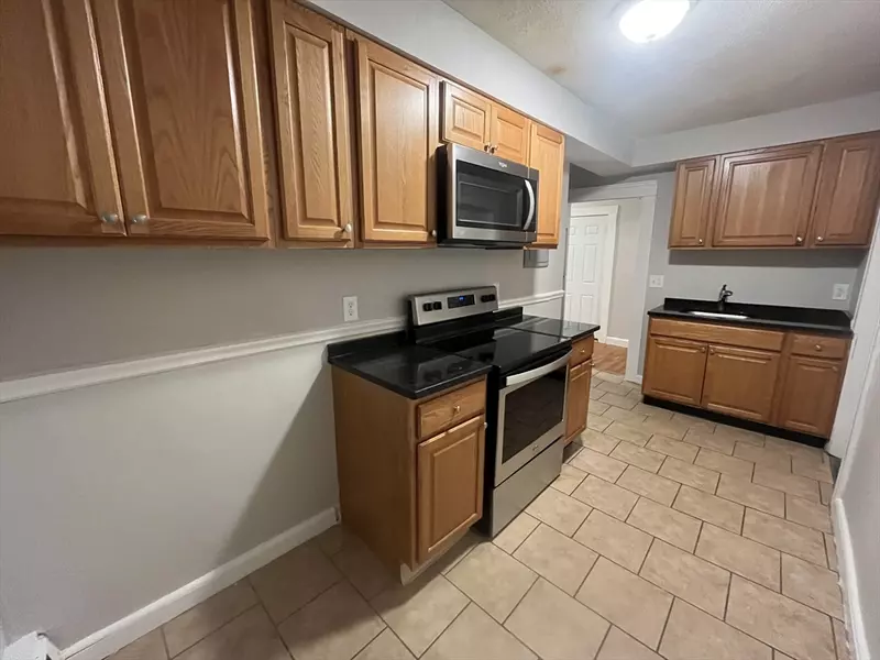 77 Green St #24, Lynn, MA 01902