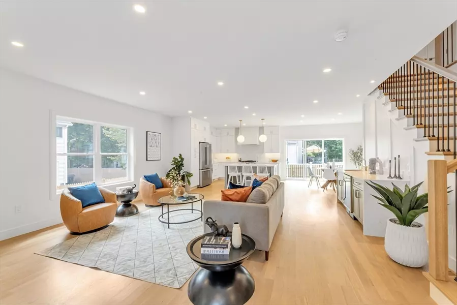 47-49 Corbett Ave #47, Dedham, MA 02026