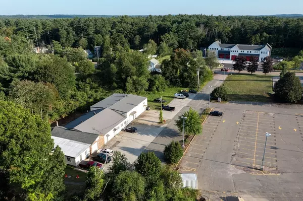 Norfolk, MA 02056,124 Main St