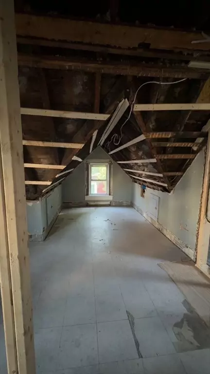 Boston, MA 02121,8 Gannett