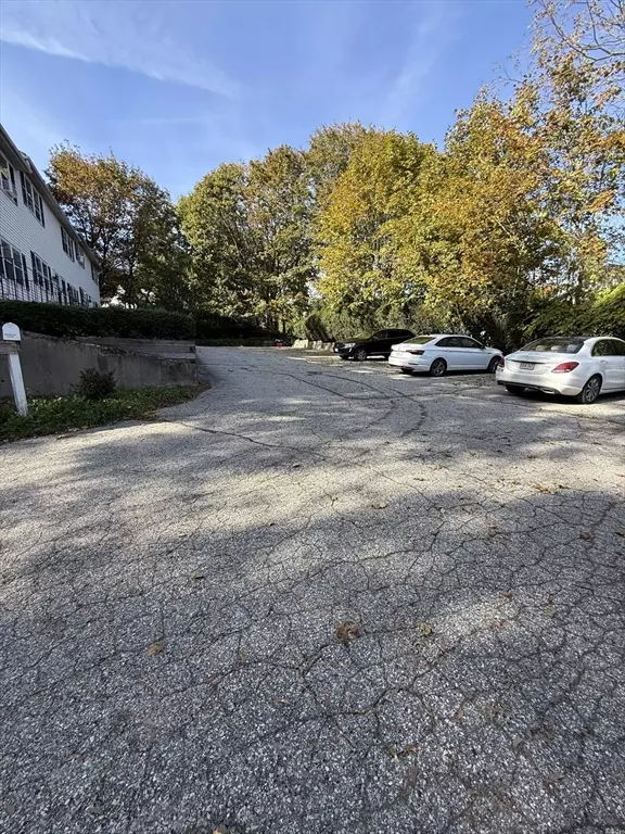 West Warwick, RI 02893,325 Washington St #3