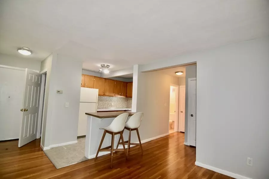 10 Linda Ln #3-6, Boston, MA 02125