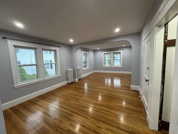 Norwood, MA 02062,21 Savin Ave #2